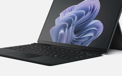 Microsoft Surface Pro 13 Copilot+ OLED 16GB RAM, 1TB SSD, WiFi Black. - Image 1 of 3