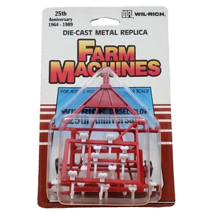 Ertl Farm Machines WR Wil-Rich Chisel Plow Cultivator 25th Anniversary 1:64 - Picture 1 of 9