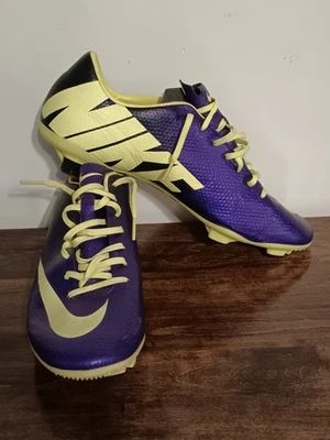 Футбольные бутсы Nike Mercurial Veloce FG фиолетовый вольт 555447-570 США 12 - Изображение 1 из 4