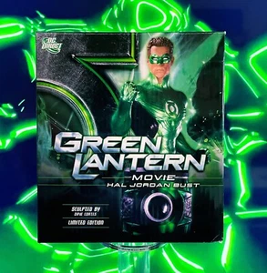 Green Lantern movie Hal Jordan Bust Statue DC Direct Limited Edition 1469/5000 - Picture 1 of 7