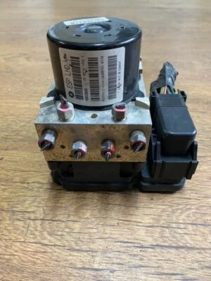 Dodge Journey 2010 2011 2012 2013 montaje de módulo de bomba ABS freno antibloqueo usado Foto 1 de 2