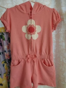 Gymboree Pink Hooded Romper With Large Flower Zips Has Pockets Girl's Size 5 - Picture 1 of 6