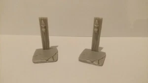 3D kingdoms Dungeons and dragons Clutter accessory free standing Torches   - Picture 1 of 2