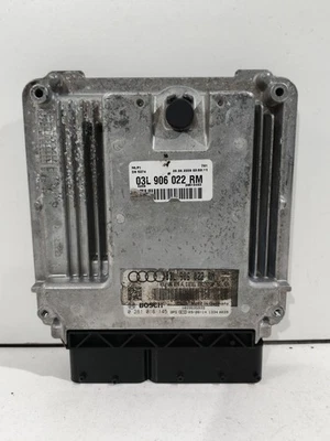 Centralina Motore ECU BOSCH AUDI A4 (B8) / A5 (8T) - 2.0 TDI - 03L 906 022 RM - Immagine 1 di 3