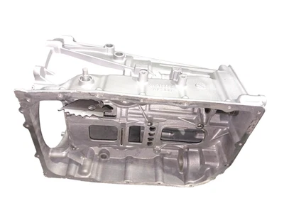 2006 & UP 6L80E TRANSMISSION CASE CHEVROLET GMC 6L80 GM 24258657 4X4 6 SPEED. - Image 1 of 4