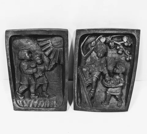 Vintage Zinn Relief Handarbeit Pewter Framed Wall Art Lot of 2 Cover