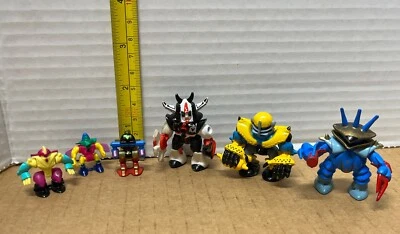 Vintage Galoob Z-Bots 1990s  Micro Machines Vintage  Mini Robots Lot of 6 L4 - Image 1 of 3