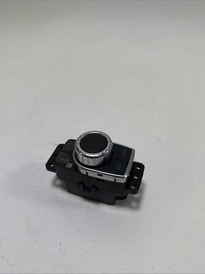 INTERRUPTOR DE CONTROLE DE ÁUDIO RÁDIO CONSOLE CENTRAL FRONTAL 13-18 MERCEDES BENZ W117 CLA250 - Imagem 1 de 4
