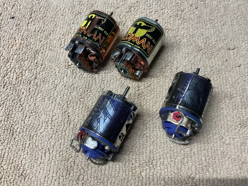 MOTORES REEDY 27 Birdman de colección motores cepillados 4 LOTE TOTAL ESTADO DE FUNCIONAMIENTO Foto 1 de 3