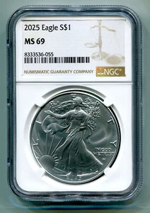 2025 AMERICAN SILVER EAGLE EAGLE LANDING NGC MS69 ETICHETTA MARRONE QUALITÀ PREMIUM PQ - Foto 1 di 2