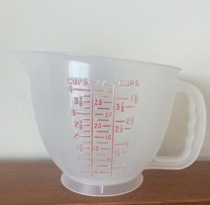 Vintage 1970's Tupperware Mix & Pour 4 Cup Measuring/Pouring Bowl 1288