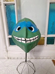 Vintage 1988 Teenage Mutant Ninja Turtles Leonardo maschera di gomma blu, di Mirage - Foto 1 di 9