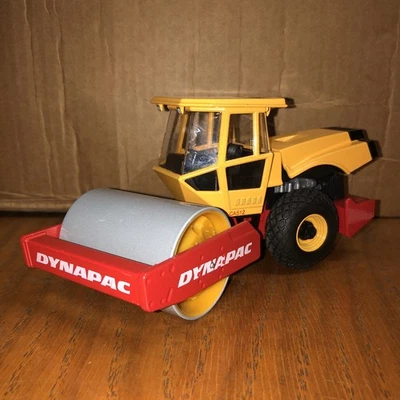 Joal Die-cast Metal Ref. 297 Dynapac Rullo Ferro Gomma CA 512 - 1:35 - Immagine 1 di 4