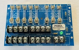 Módulo de distribución de energía Altronix PD8UL - Imagen 1 de 3