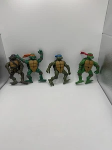 Menge 4 - 2002 Teenage Mutant Ninja Turtles Playmates Actionfiguren TMNT SET - Bild 1 von 15
