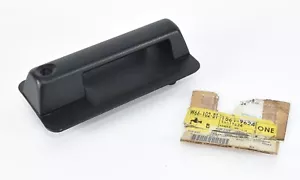 GM 15619264 LH Exterior Black Door Handle Kodiak Topkick Genuine OEM NOS - Picture 1 of 3