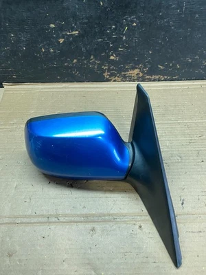 Оригинальное правостороннее боковое зеркало заднего вида для Mazda 3 2004–2009 годов выпуска V2723 IT - Изображение 1 из 4