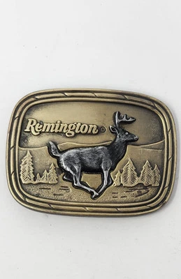 Hebilla de cinturón de ciervo cola blanca Remington 1979 de colección esculpida por Sid Bell Foto 1 de 4