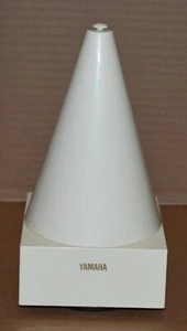 Metrónomo vintage Yamaha MP-60 blanco cónico diseño posmoderno probado funcionando - Imagen 1 de 12