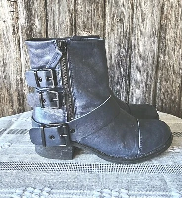 Kenneth Cole Reaction Women’s Blue Leather Low Heel Ankle Boots Size 8M - Image 1 of 4