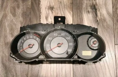 2009 Nissan Versa velocímetro painel medidor de instrumentos transmissão manual 122k - Imagem 1 de 4