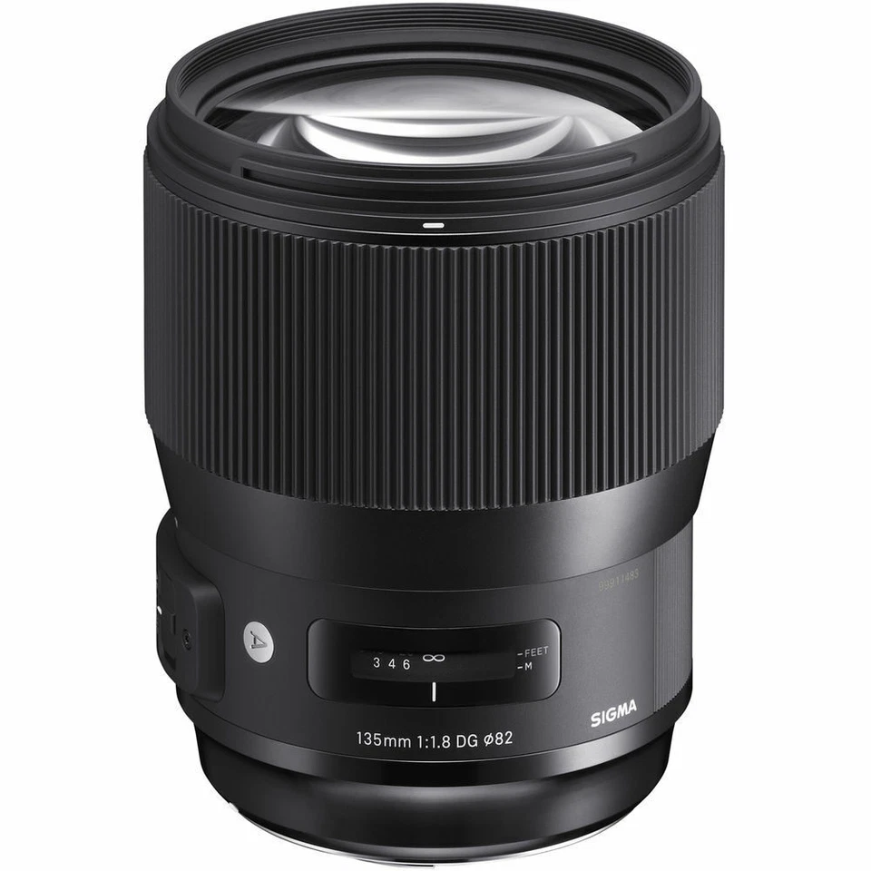 135mm F1.8 SIGMA ART DG HSM PRIME LENS LEICA L NEW in FACTORY BOX,COVER & CASE - Image 1 of 1