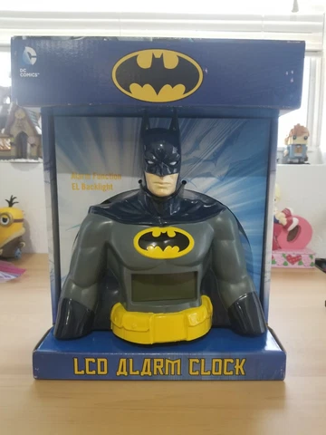 Batman LCD Alarm Clock - DC Comics Digital Display BAT3031  - New in Box Cover