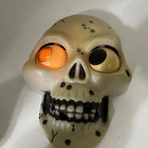 Decorazione parete Halloween sensore movimento teschio parlante Playmotions vintage anni 90 LEGGI - Foto 1 di 12