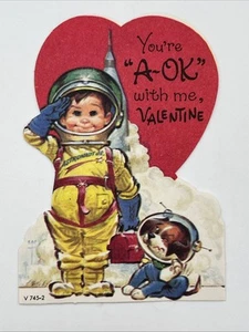 Tarjeta de San Valentín de Colección Años 60 Astronauta Hombre Espacial "Estás Bien conmigo San Valentín" - Imagen 1 de 4