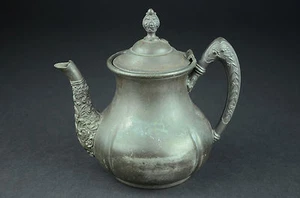 Forbes Silver Co Teapot Silverplate Vintage Antique Quadruple Metal 239 USA or & - Picture 1 of 5