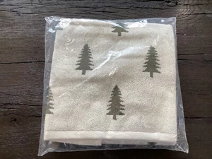 Pottery Barn Pine Tree Reversible Jacquard Hand Towel ~ NWT - Picture 1 of 3