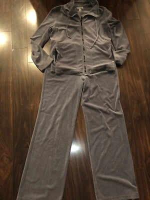Traje de chándal de terciopelo gris St.John - talla S/M. $365 Foto 1 de 4
