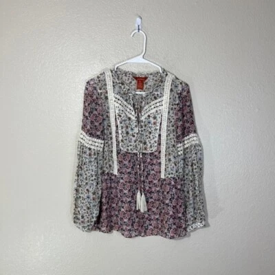 Sundance Catalog Top Womens XS Silk Tie Neck BOHO Blouse Floral Lace Detail - Изображение 1 из 4