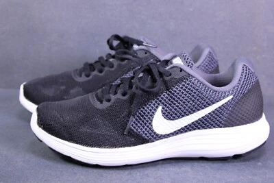 Nike Revolution 3 Damen Sneaker Sportschuhe Gr. 38,5 schwarz grau Mesh CH1-555 - Bild 1 von 4