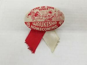1945 Waukesha Wisc Homecoming High School Football Pin Step On Their Tosas F2