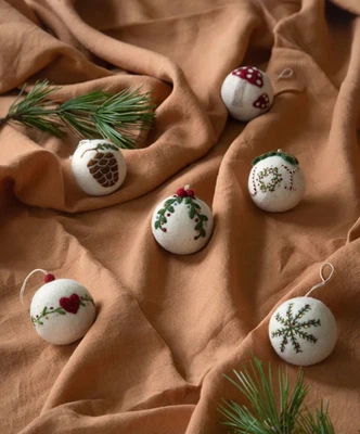 Gry & Sif Anhänger Filz für Weihnachten / Herbst / Advent Christbaumschmuck - Bild 1 von 3