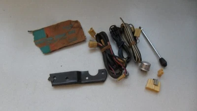 NOS 1950's Chevy GMC Truck Directional Turn Signal Parts Partial 987754 02BA1 IL - Image 1 of 4