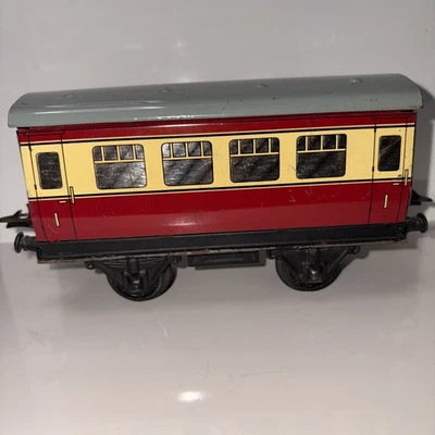 Hornby O Gauge No 51 Passenger Coach (RC 24077) - Image 1 of 4