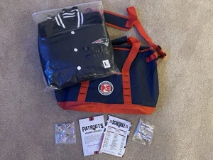 New England Patriots Season Ticket Holder Bag, Size Large Jacket  & Pins - Picture 1 of 7