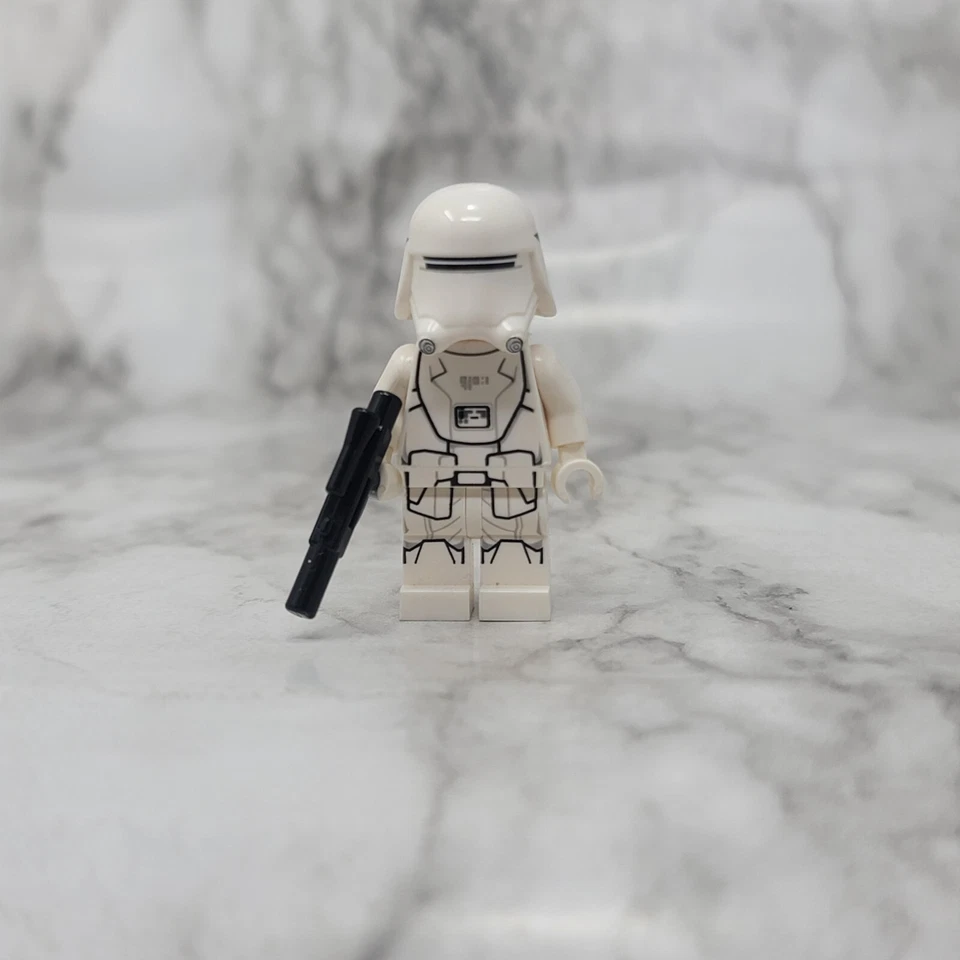 Lego First Order Snowtrooper Minifigure Star Wars 75184 - Image 1 of 2
