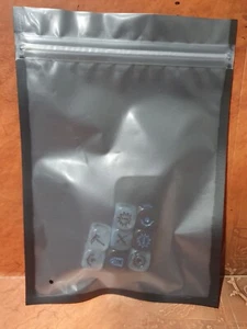 Warhammer Underworlds OOP Dice. Translucent Marbled Blue/ Black - Picture 1 of 1