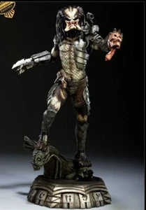 SIDESHOW PREDATOR - JUNGLE HUNTER 1:5 SCALE LTD EDITION EXCLUSIVE - Picture 1 of 11