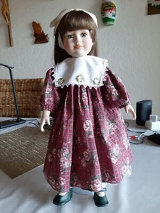 Porzellanpuppe - Bild 1 von 5