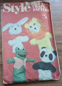 Vintage Style Craft Pattern 3836 1982. Soft Toys - Picture 1 of 4
