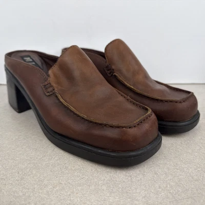 Zapato de mula Y2K vintage para mujer MIA de cuero marrón con tacón sin cordones talla 8,5 Foto 1 de 4