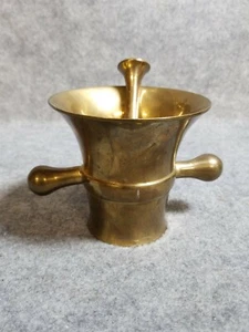 Brass Mortar and Pestle, 3 3/4 inches tall. - Bild 1 von 4