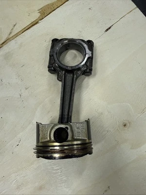 Motor genuino Honda CB650F CBR650 Cb650 RC74E 2013-2019 pistón + varilla de cono + anillos Foto 1 de 4