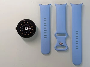 Wi-Fi Pixel Watch 2 - akcesoria w zestawie - Zdjęcie 1 z 4