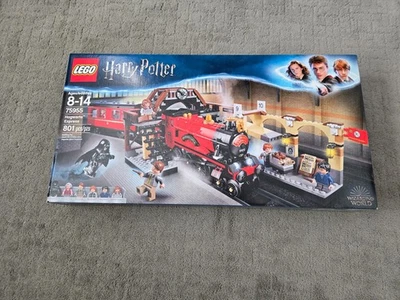LEGO 75955 HARRY POTTER HOGWARTS EXPRESS - NIB - Image 1 of 2
