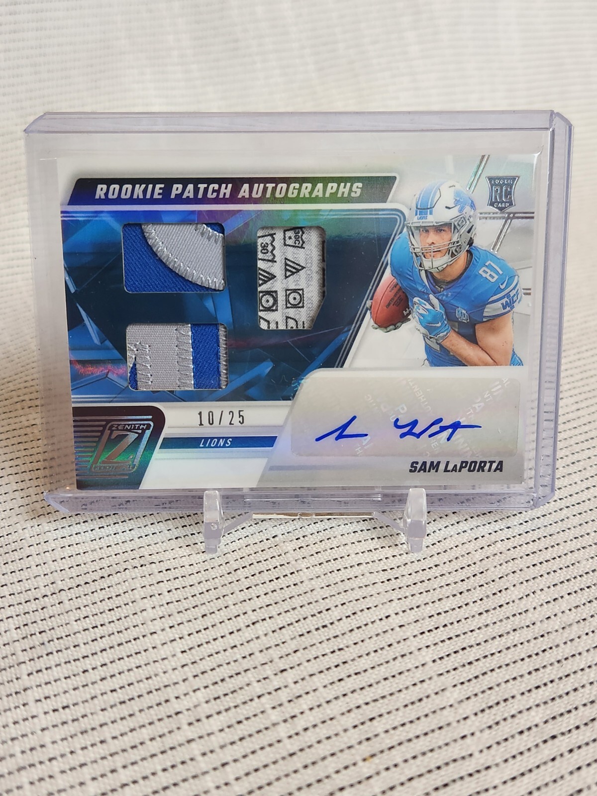 2023 Zenith Sam LaPorta Silver RPA 10/25 Lions Rookie 3 Patch Laundry Tag Auto